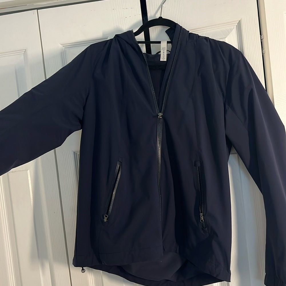 Lululemon raincoat